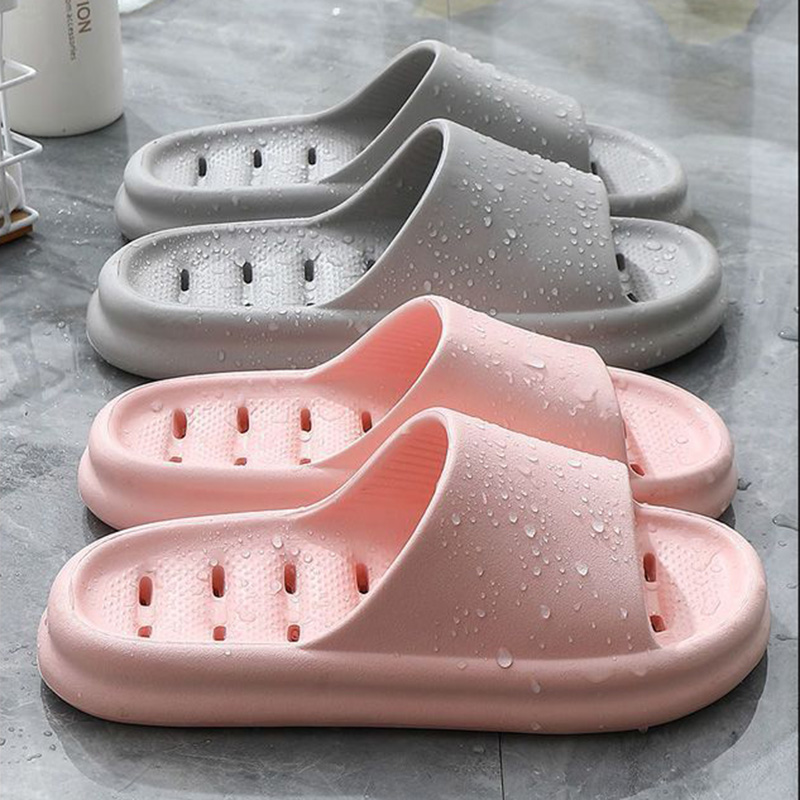 Water Shoes - Ausgehöhlte EVA Badezimmer-Duschpantoffeln für Damen, Weiche